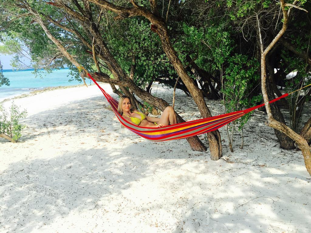 Sunset Holidays Đảo Đảo Huraa Ngoại thất bức ảnh