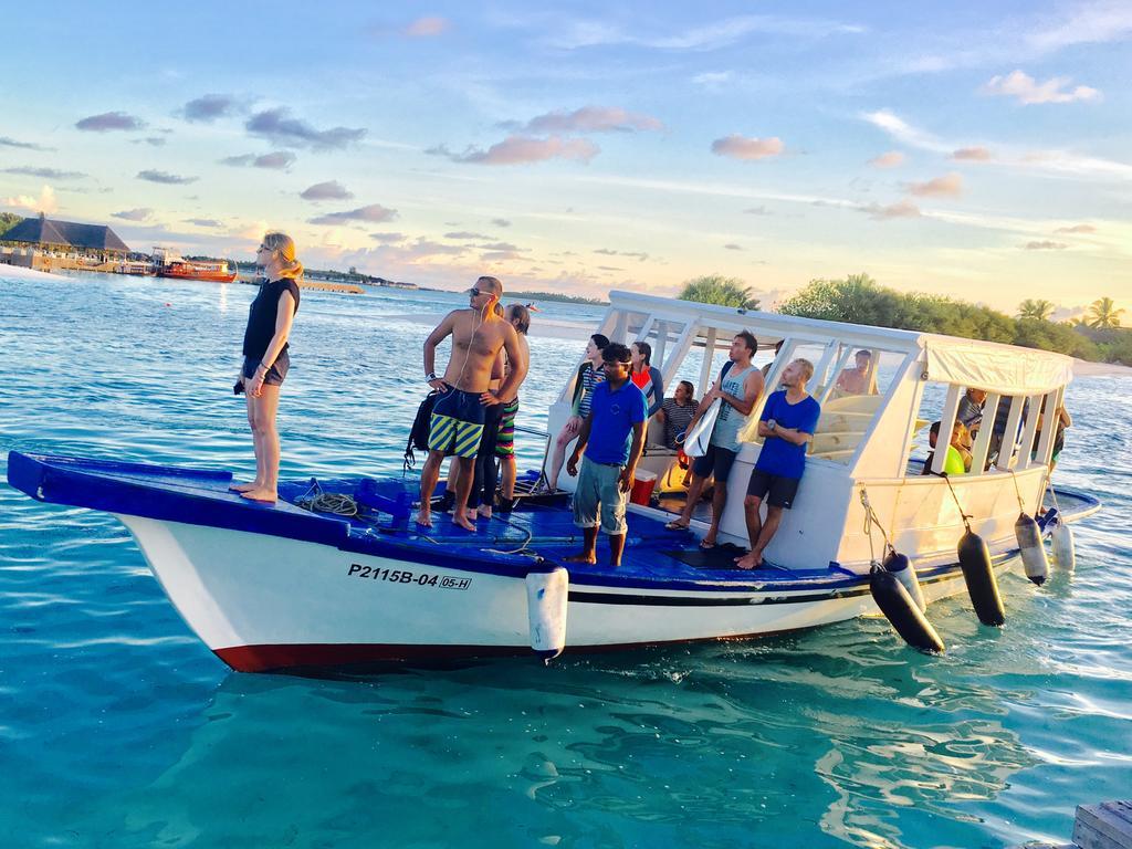 Sunset Holidays Đảo Đảo Huraa Ngoại thất bức ảnh
