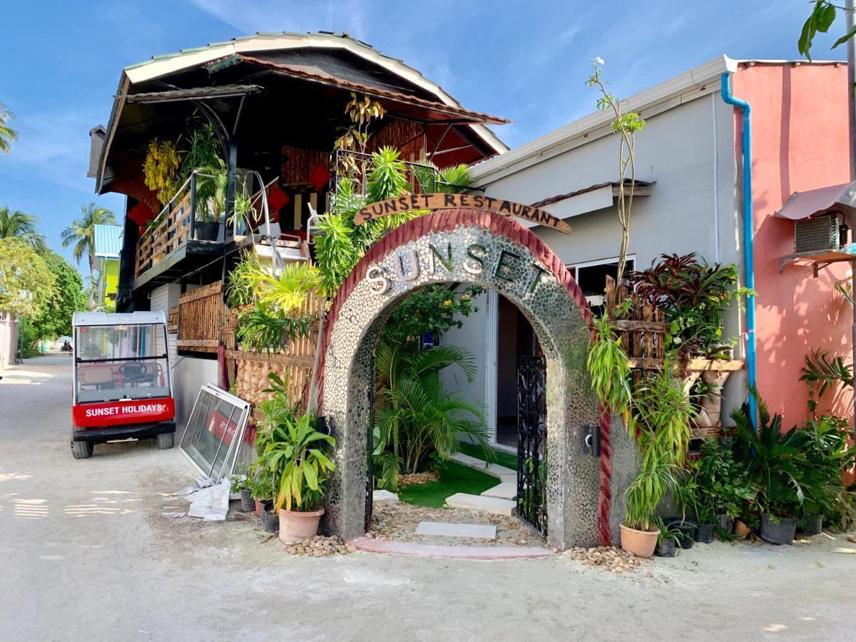 Sunset Holidays Đảo Đảo Huraa Ngoại thất bức ảnh